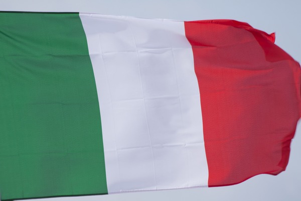 Vlajúca vlajka Talianska
